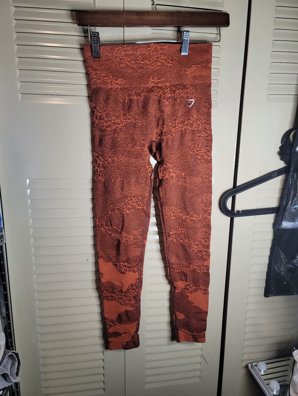 Gymshark Women's Compression Legging Adapt Camo Seamless Tight 5/ 6 Orange Small
